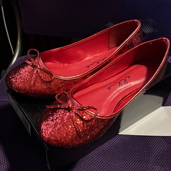 Ellie Red Glitter Flats with Bow - Picture 2 of 6